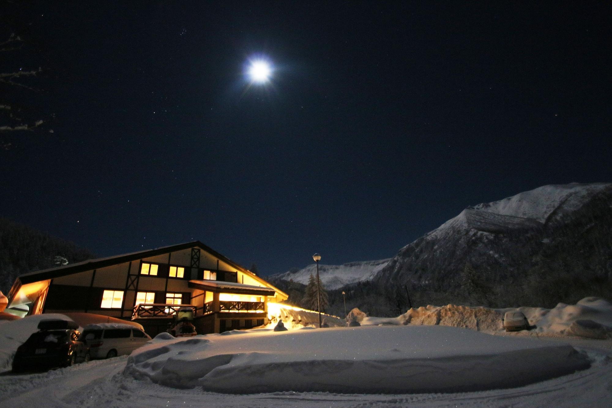 Hotel Furano Shiyuirin Kamifurano Esterno foto