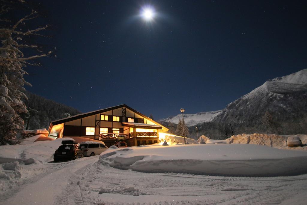 Hotel Furano Shiyuirin Kamifurano Esterno foto